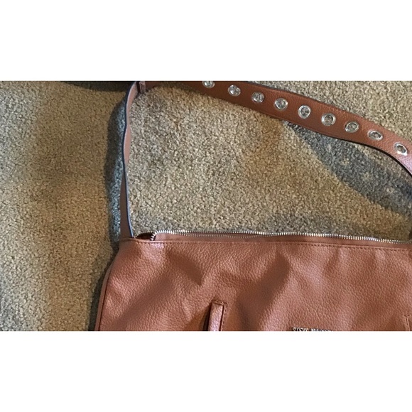 Steve Madden Crossbody Large Fringe Bag Adjustable Strap - Picture 4 of 6